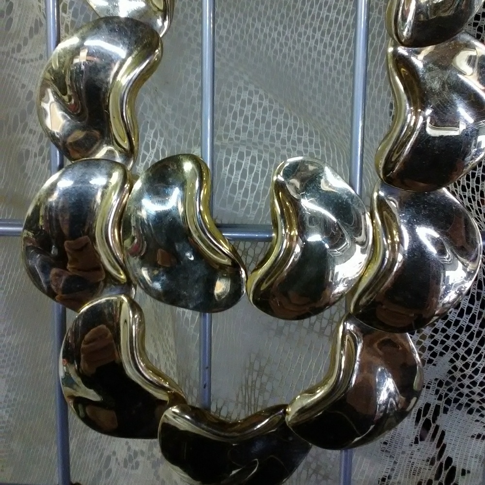 Vintage gold tone Crescent necklace and earring se